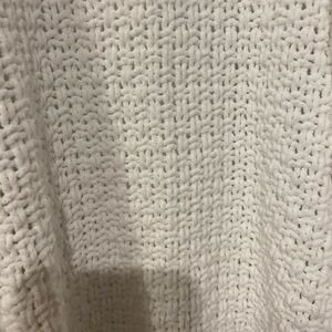 Cozy White Knit Blanket